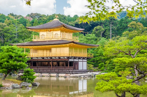 Tempio di Kinkaku-ji in Kyoto — Foto Stock