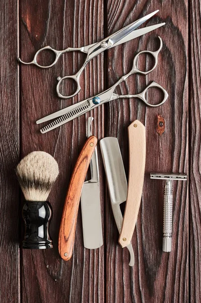 Винтажные парикмахерские инструменты — стоковое фото