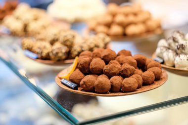 çikolata şekerleme