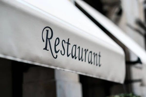 Sinal de restaurante em Barcelona — Fotografia de Stock