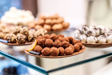 çikolata şekerleme