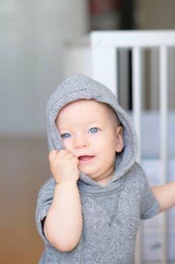 bebek çocuk yürümeyi öğrenme