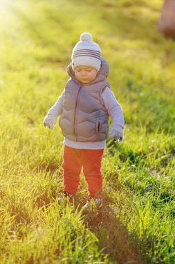 yürümeye başlayan çocuk yelek ceket 