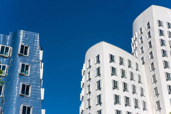 프랭크 Gehry의 유명한 건물 — 스톡 사진