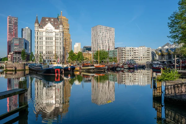 Stadsgezicht skyline van Rotterdam — Stockfoto