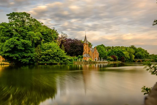 Lago Minnewater em Bruges — Fotografia de Stock
