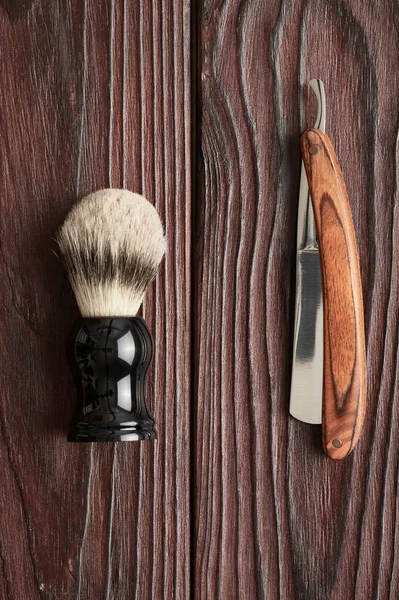 Navaja de afeitar y cepillo Vintage —  Fotos de Stock