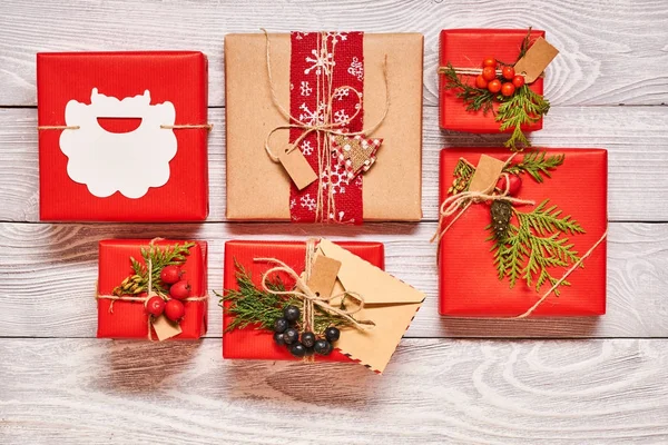 Presentes de Natal em madeira — Fotografia de Stock