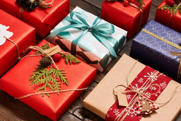 Presentes de Natal diferentes — Fotografia de Stock