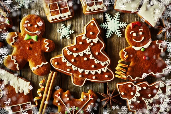 Biscoitos de gengibre de Natal — Fotografia de Stock