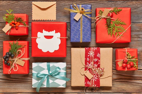 Geschmückte Weihnachtsboxen — Stockfoto
