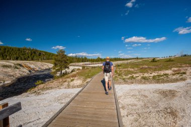 Yellowstone'da hiking turizm