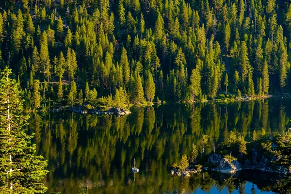 Paisaje del lago Tahoe — Foto de Stock