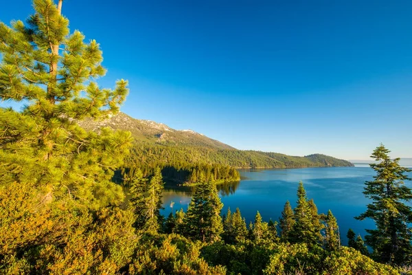 Paisaje del lago Tahoe — Foto de Stock