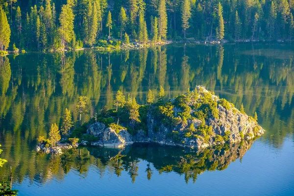 Пейзаж озера Тахо — стоковое фото