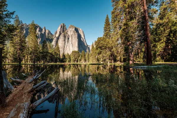 Middle Cathedral Rock Reflecting Merced River Yosemite National Park California — Stock Photo, Image
