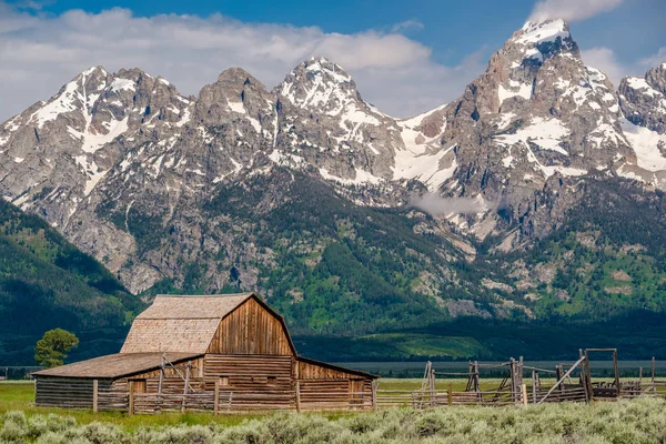 Old Mormon Barn Grand Teton Mountains Low Clouds Grand Teton — Stock Photo, Image