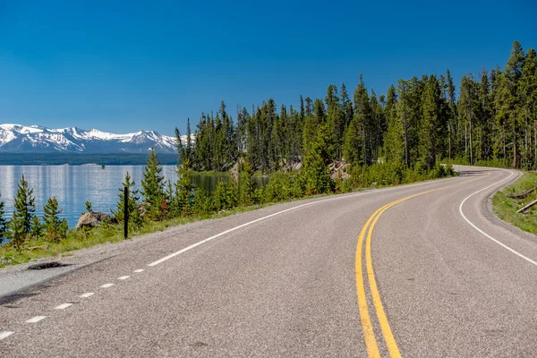 Highway Lake Yellowstone National Park Wyoming Usa — Stock Photo, Image