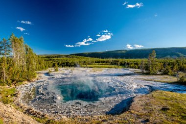 Sıcak termal bahar Yellowstone Milli Parkı, Wyoming, ABD
