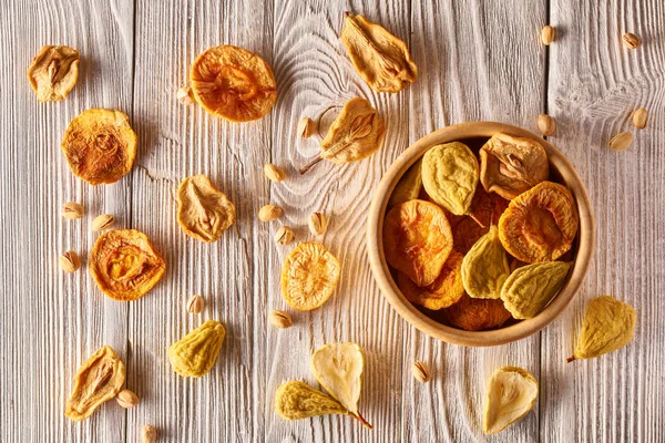 Trockenfrüchte Und Nüsse Holzschale Ansicht Von Oben — Stockfoto