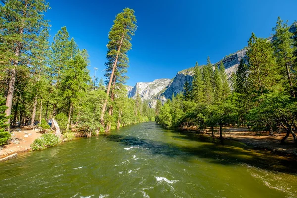 Merced River Landscape Yosemite California Usa — Stock Photo, Image