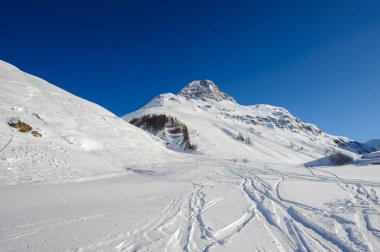 Alp kış karlı dağ manzarası. Val D'ISERE ', Fransa