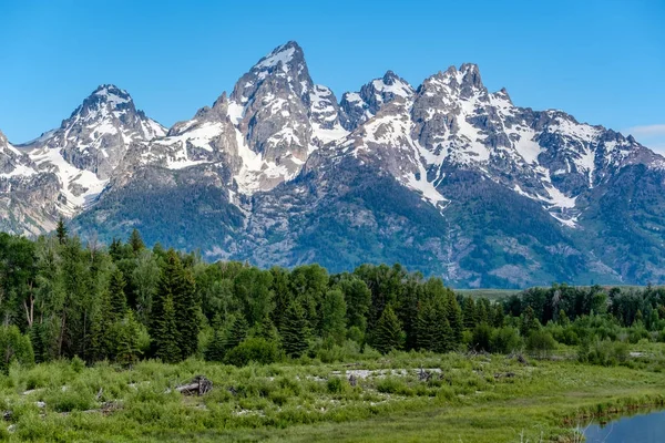 Βουνά Grand Teton Από Την Προσεδάφιση Schwabacher Στον Ποταμό Snake — Φωτογραφία Αρχείου