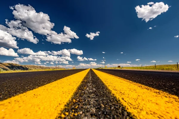 Empty Open Highway Wyoming Usa — Stock Photo, Image