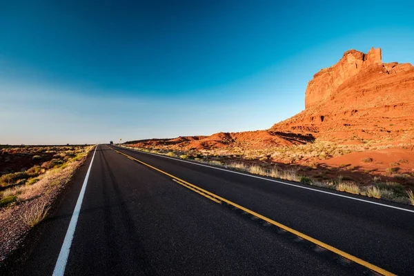 Strada Panoramica Vuota Nella Monument Valley Arizona Usa — Foto Stock