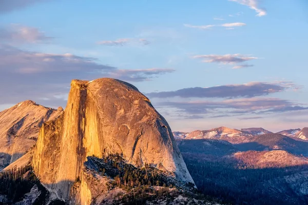 Half Dome Rock Formation Close Yosemite National Park Summer Sunset — Stock Photo, Image