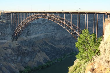 Yılan nehir ve Twin Falls, Idaho, Amerika yakın Perrine köprü