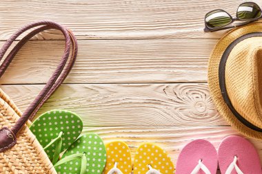 Seyahat ve plaj öğeleri natürmort