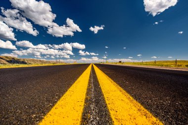 Wyoming boş açık karayolu