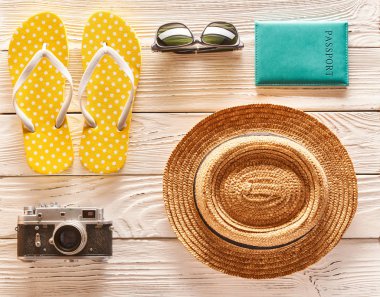 Seyahat ve plaj öğeleri  