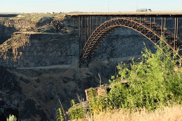 Fiume Serpente e Ponte Perrino — Foto Stock