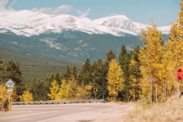 Highway Bij Zonnige Herfstdag Colorado Usa — Stockfoto