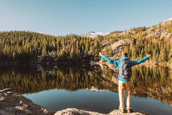 Turistické Poblíž Medvědí Jezero Podzim Rocky Mountain National Park Colorado — Stock fotografie