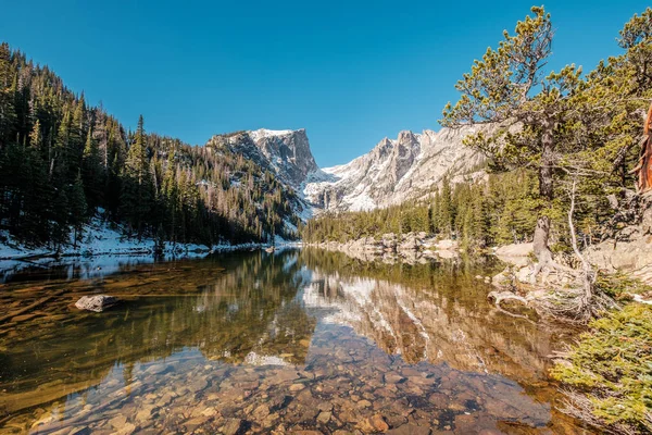 Droom Lake Reflectie Met Bergen Sneeuw Rond Herfst Rocky Mountain — Stockfoto