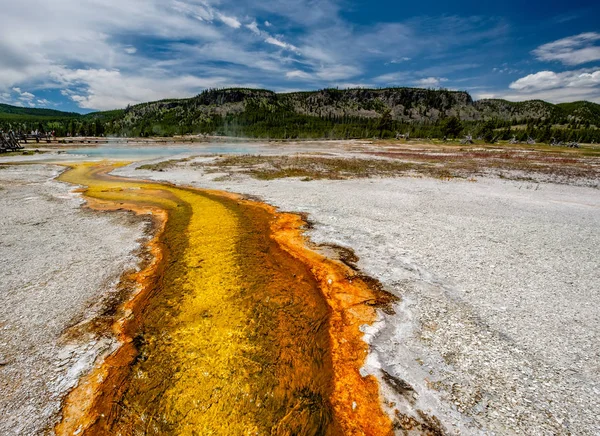 Horká Vřídla Bazén Sapphire Yellowstonském Národním Parku Biscuit Povodí Wyoming — Stock fotografie