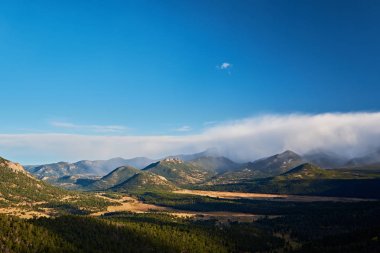 Panoramik Rocky Dağı Milli Parkı. Colorado, ABD