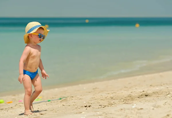 Niño Dos Años Playa — Foto de Stock