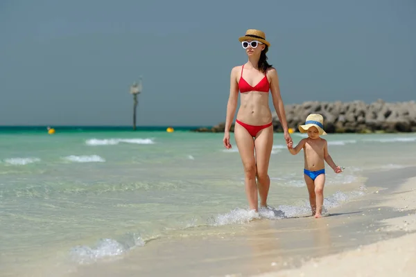 Two Year Old Toddler Boy Walking Beach Mother — Stock Photo, Image