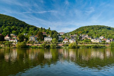 Heidelberg, Almanya 'da Neckar nehrinde bir şehirdir. 