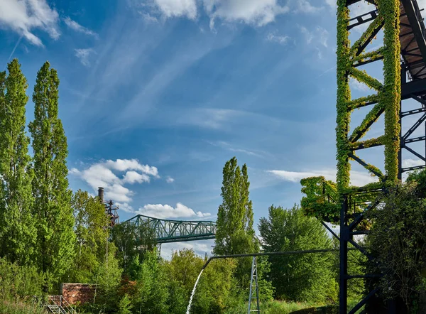 Průmyslová továrna v Duisburgu, Německo. — Stock fotografie