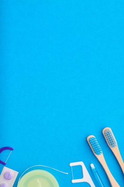 Diş fırçaları ve oral bakım araçları 