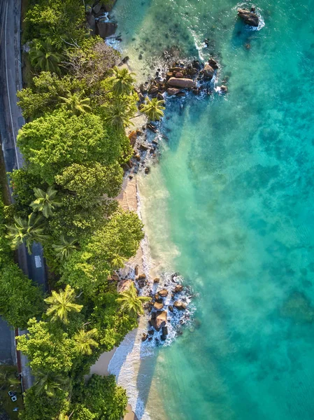 Strand op de Seychellen bovenaanzicht — Stockfoto