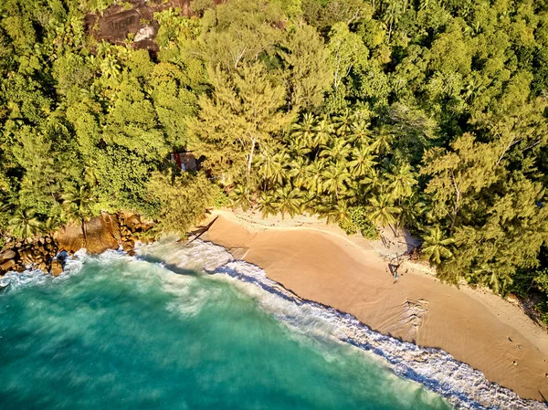 Spiaggia a Seychelles aerea vista dall'alto — Foto Stock