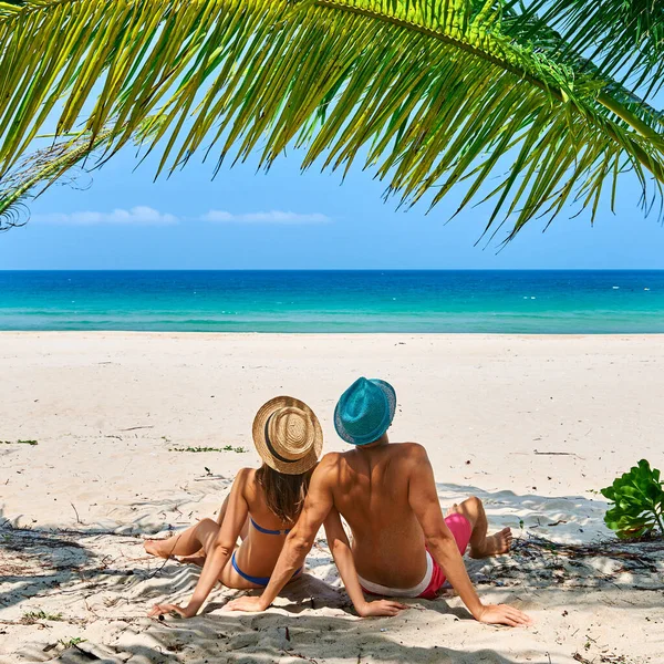 Couple Tropical Beach Tioman Island Malaysia — Stock Photo, Image