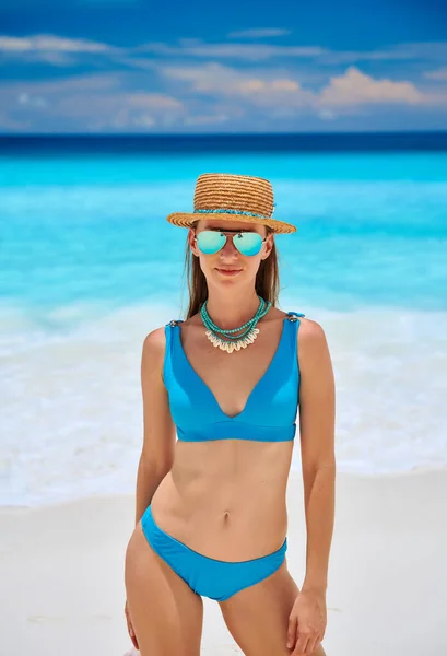 Kobieta Plaży Petite Anse Seszelach Mahe — Zdjęcie stockowe