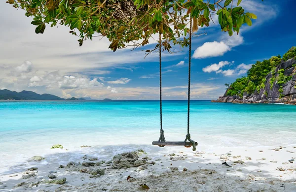 Pantai Indah Petite Anse Dengan Ayunan Mahe Seychelles — Stok Foto